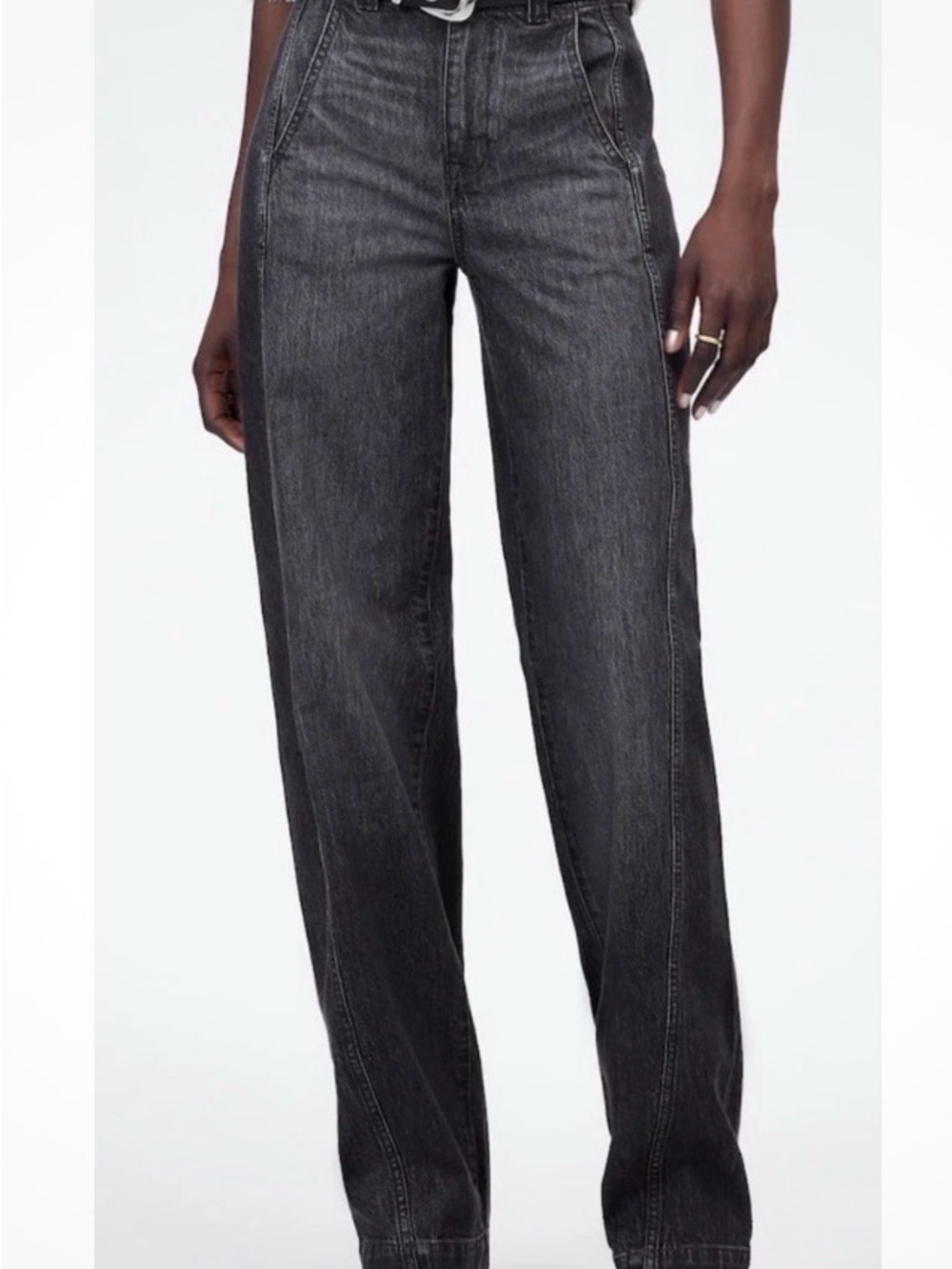 Madewell Washed Black High-Rise Slight taper barrel Jeans 30”